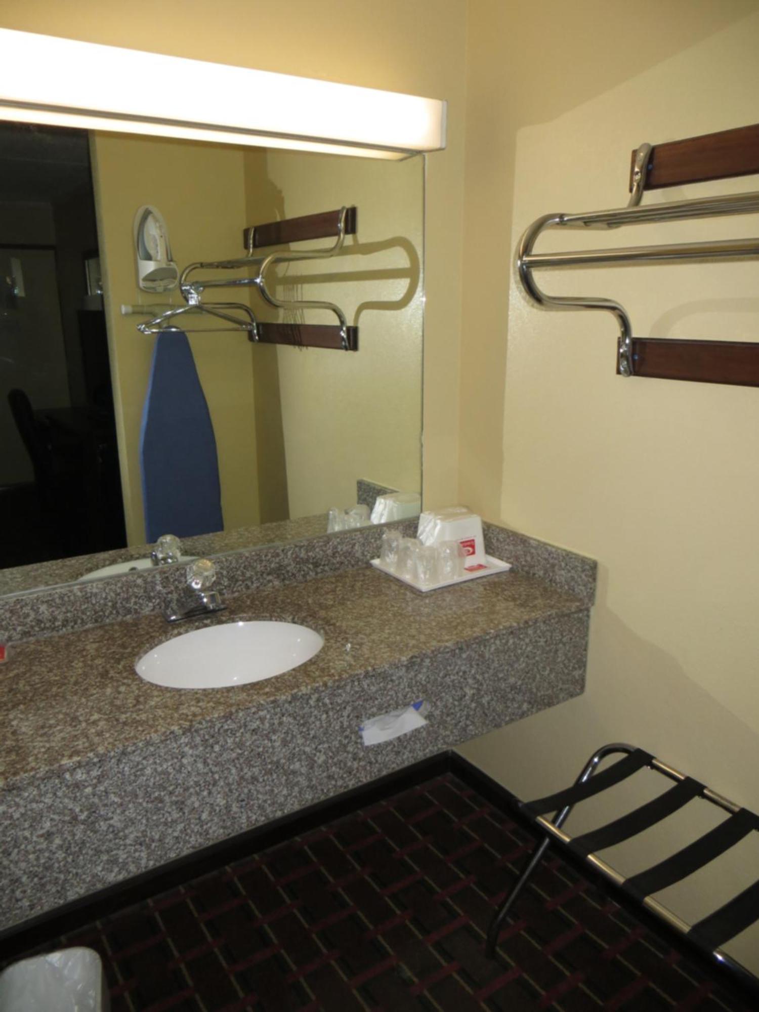 Econo Lodge Lenoir City Zimmer foto
